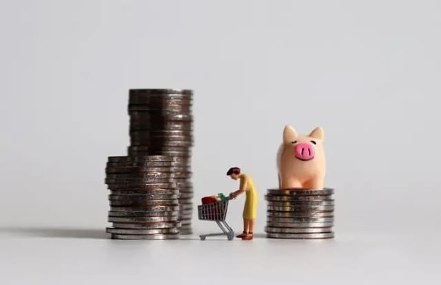 Ile zarabia prezes banku NBP? Zaskakujące szczegóły wynagrodzenia Ile zarabia prezes banku NBP? Zaskakujące szczegóły wynagrodzenia